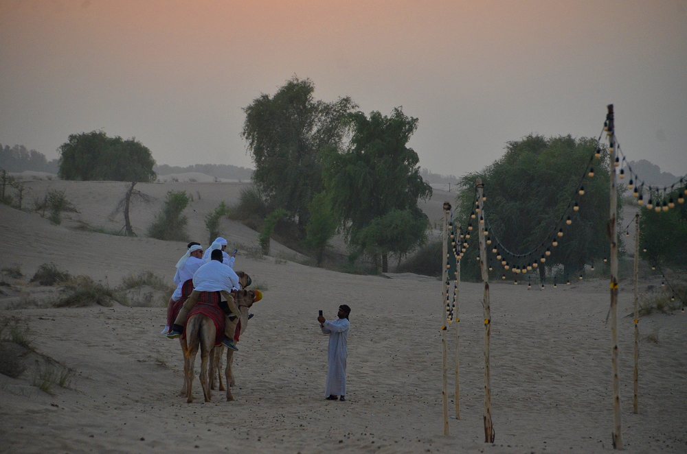 Dubai: in der Wste an der Grenze zum Oman