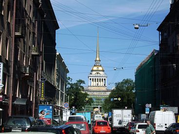 St.Petersburg (im Hintergrund: Admiralität)