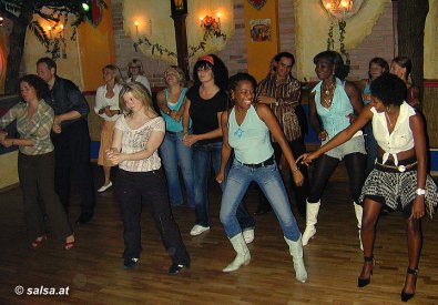 Kufstein: Salsa im Bolero - anklicken zum Vergröern - click to enlarge