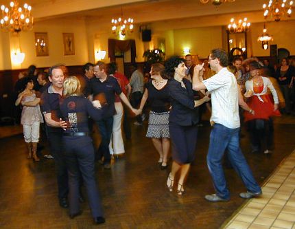 Salsa in Simpelveld: Partycentrum Jos Frijns