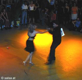 Salsa im Gangolf in Bonn