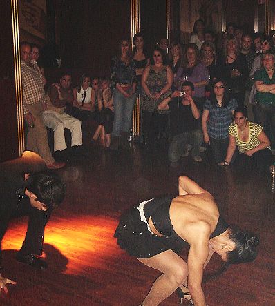 Salsa at Salsoteca Dama de Cuba, Valladolid, Espana: Klaudia, Almu and Eva