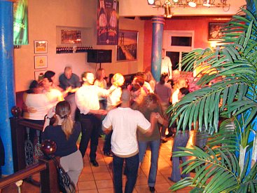 Simply Salsa in Monheim bei Düsseldorf: Virginia