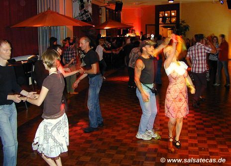 Salsa in Frankfurt: Conexion