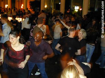 Salsa in Frankfurt: Schirn-Cafe