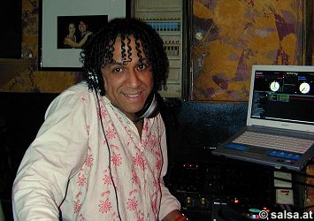 Salsa DJ Carlos Rosas