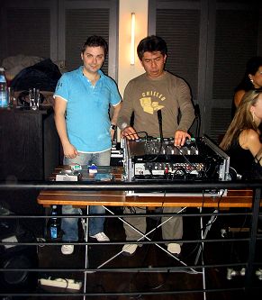 Salsa DJs Thomas + Chino