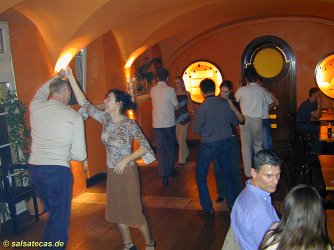 Trier: Salsa im Leonardy