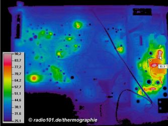 Waermebildaufnahme  Elektronikplatine mit hot-spots