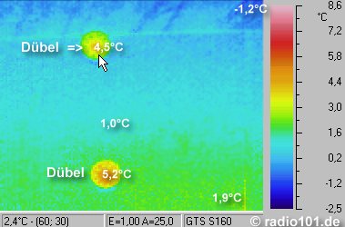 Wrmebild: Mauer mit und ohne Wrmedmmung - Infrarotaufnahme / Wrmebild / Thermografische Aufnahme